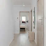 Przestronny Z Balkonem - Przy Porcie - By Renters Apartamento Świnoujście