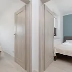 Apartamento Przestronny Z Balkonem - Przy Porcie - By Renters Świnoujście