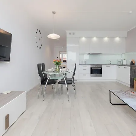 Przestronny Z Balkonem - Przy Porcie - By Renters * Świnoujście