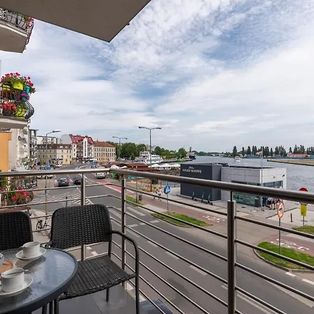Przestronny Z Balkonem - Przy Porcie - By Renters