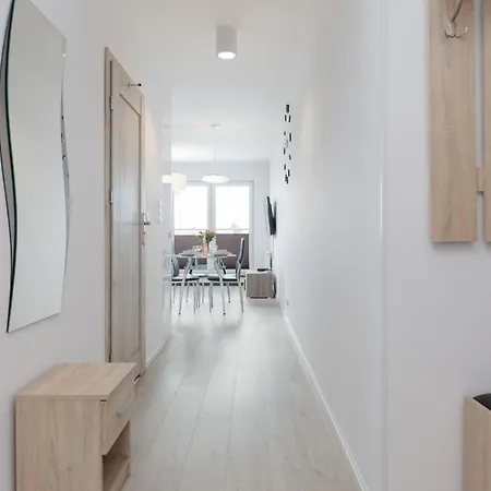 Przestronny Z Balkonem - Przy Porcie - By Renters *